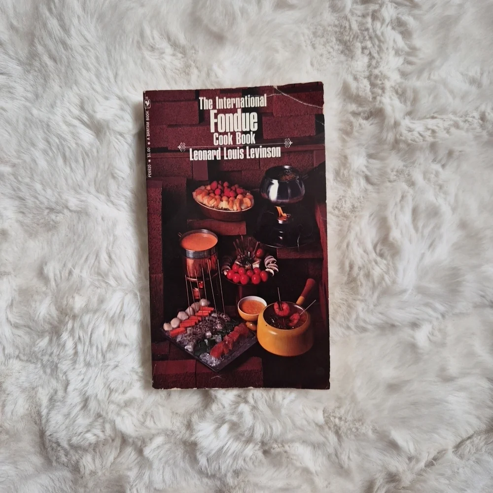Vintage Recipe Books Drinks Food Magazines Fondue Amaretto Di Saronno The Bacard